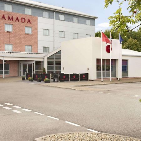 Hotel Ramada Wakefield Esterno foto