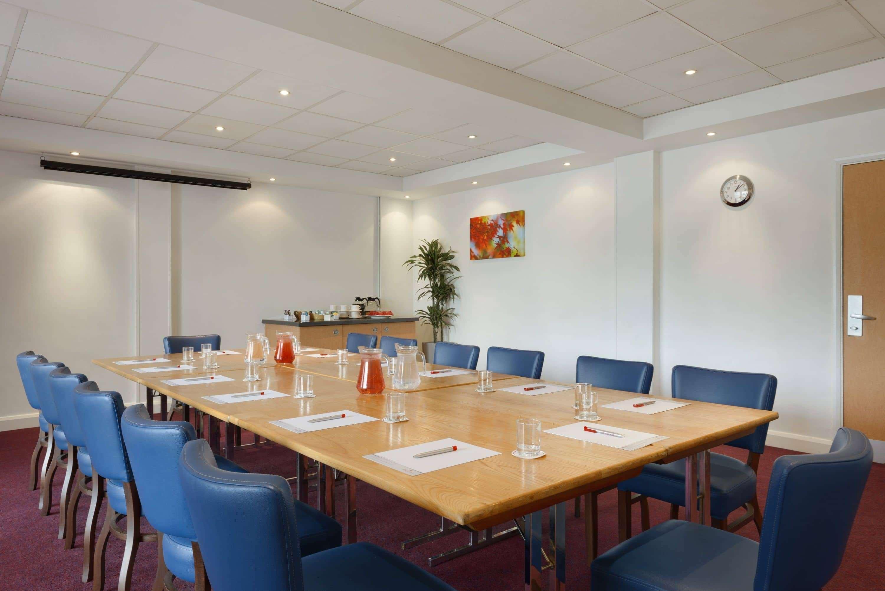 Hotel Ramada Wakefield Esterno foto